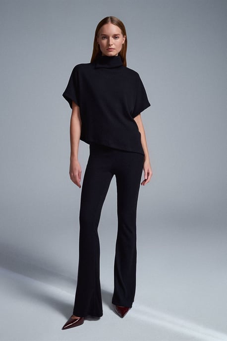 High-Waist Flare Knit Pants - Image 3