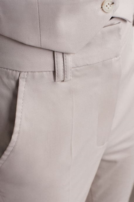 Högmidjade slim fit crepebyxor - Image 5