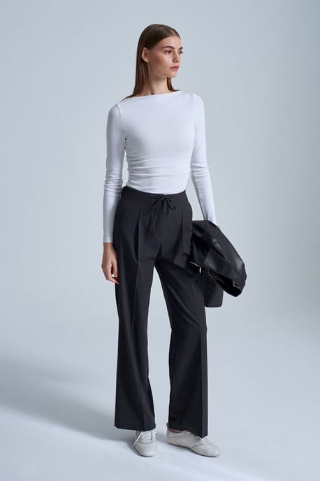 Wide-Leg Crepe Drawstring Trousers - Image 2