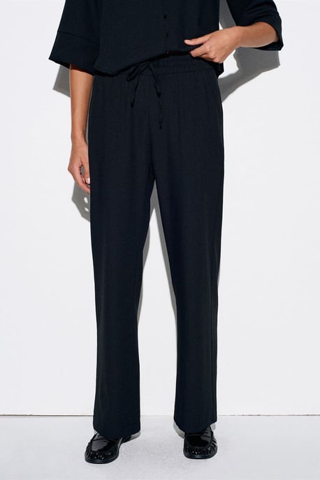Women's Wide-Leg Crepe Trousers - Image 5