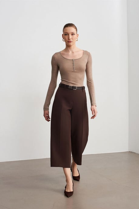 Hoog-Waisted Ceintuur Crepe Culottes - Image 4