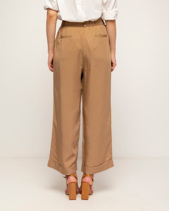 Rechte tencel pantalon met plooien, omslag aan de onderkant, zakken en een gerimpelde achterkant - Image 3