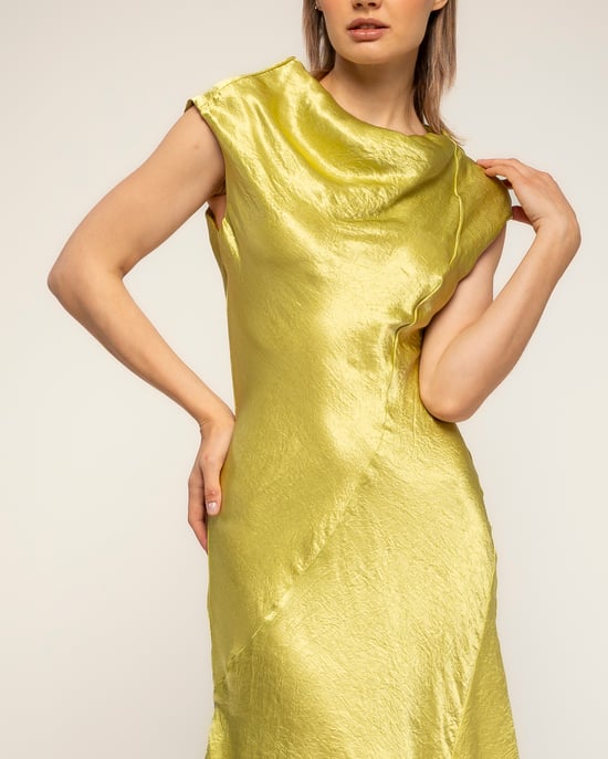 Midi-jurk met zijdetextuur, boothals en asymmetrische lengte - Image 4