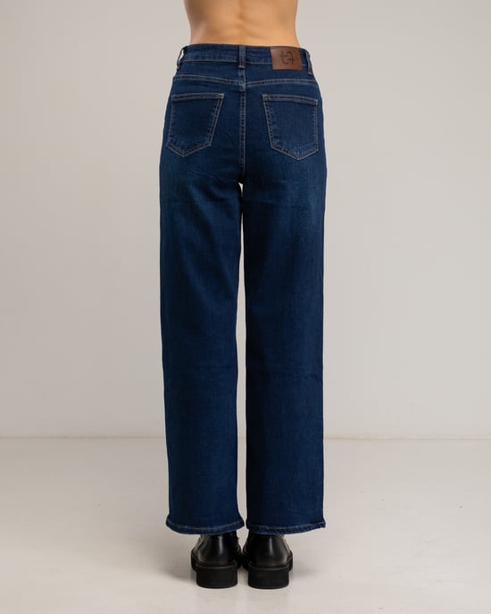 Wide leg basic high waisted jeans - Image 3