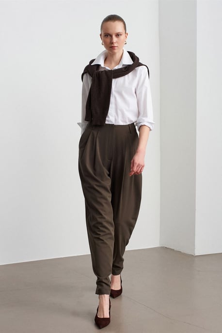 Women’s High-Waist Wide-Leg Crepe Trousers - Image 5