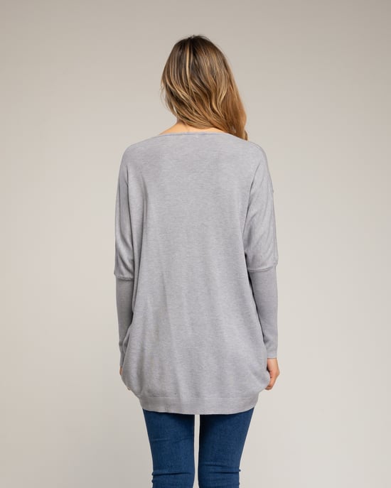 Lång oversize-stickad tröja med påsydda tygstjärnor och strass - Image 2