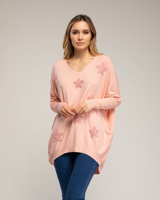 Lång oversize-stickad tröja med påsydda tygstjärnor och strass - Image 1