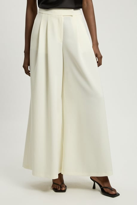 Soft Tailored Wide Leg Trouser - Image 2