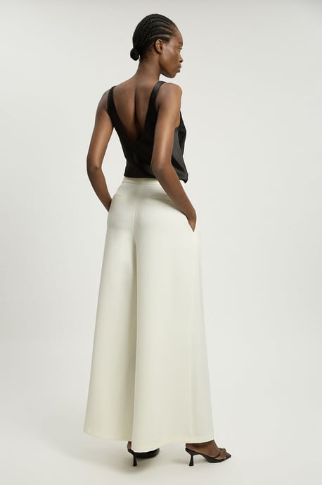 Soft Tailored Wide Leg Trouser - Image 3