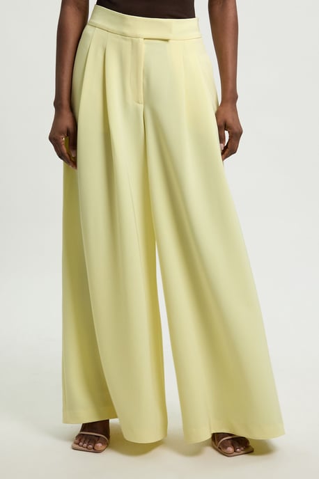 Soft Tailored Wide Leg Trouser - Image 2