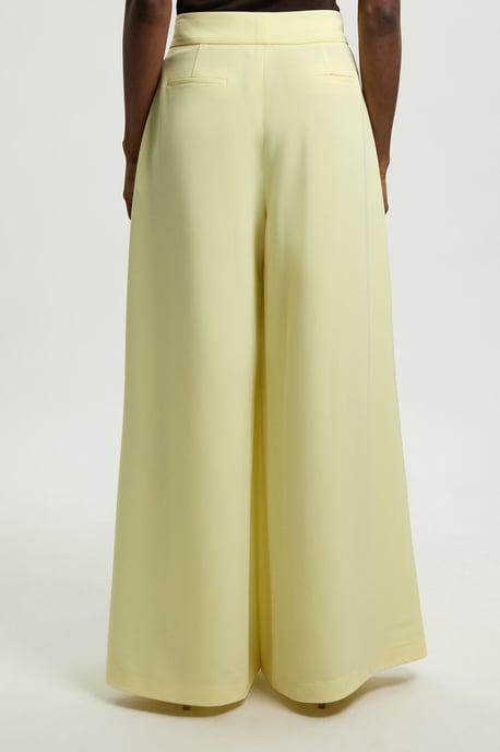 Soft Tailored Wide Leg Trouser - Image 3