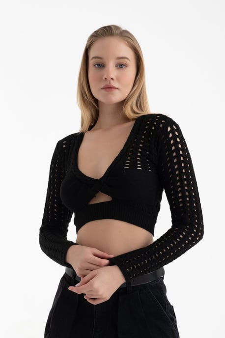 Urringad stickad blus med utklingande lång ärm och virkade detaljer - Image 2