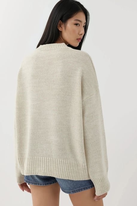 Crew Neck Mysig Tröja - Image 4