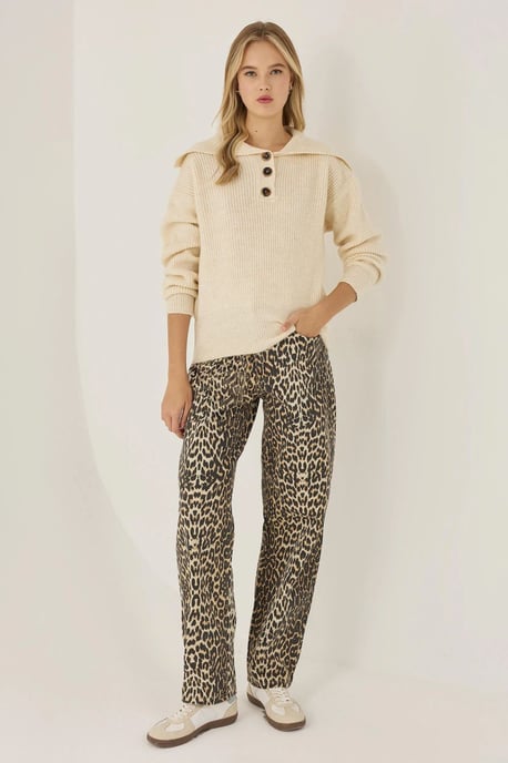Shawl Collar Buttoned Sweater - Image 2
