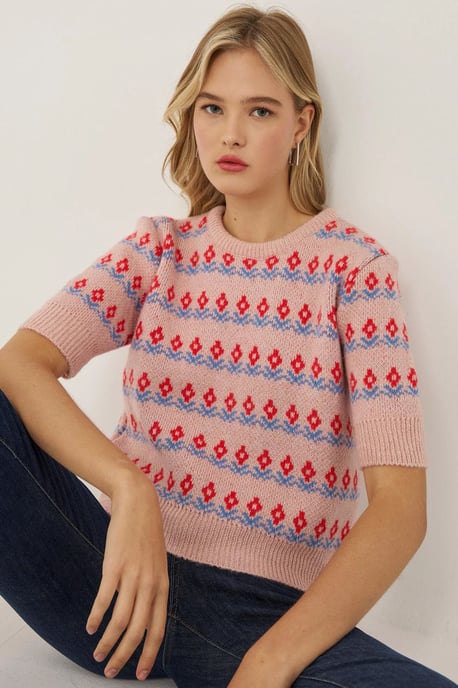Patterned Short Sleeve Knit Sweater - Image 4