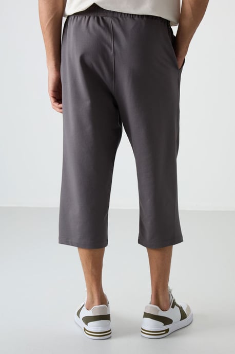Heren Mid-waist Wijde Capri Shorts - Image 5