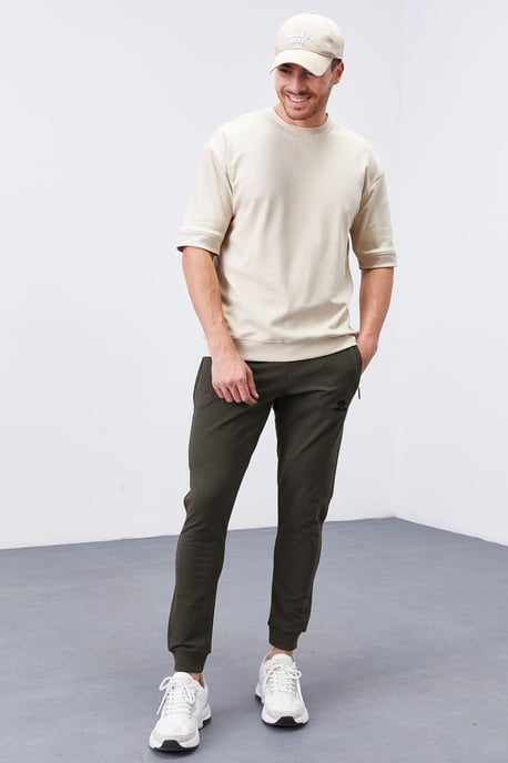 Men's Slim-Fit Fleece Sweatpants - Image 3