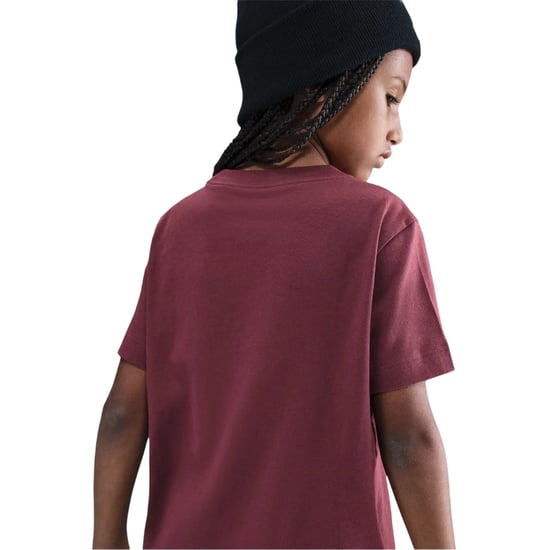 Nike Kinderen Futura Klassiek Logo Regular T-shirt (Bourgondië) - Image 3