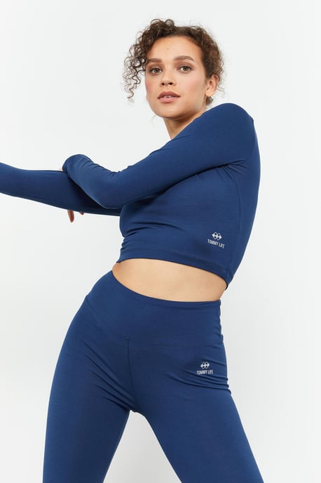 Slim-Fit Long Sleeve Crop Top - Image 3