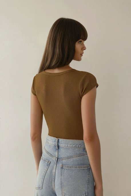 Slim Fit Rundhals Ribbad Crop Top - Image 4