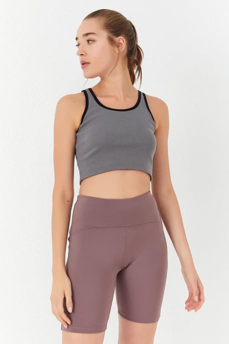 Ribbed Sleeveless Crop Top - Image 3