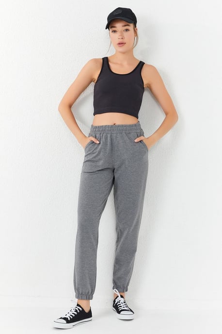 Ribbed Sleeveless Crop Top - Image 3