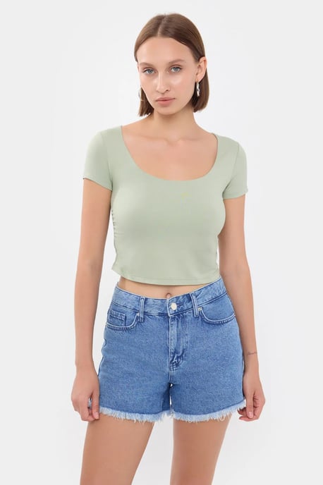 Skopa Hals Crop Top - Image 1