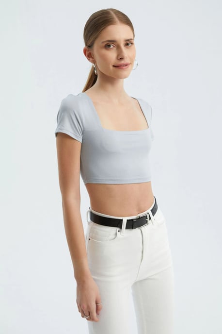 Square Neck Basic Crop Top - Image 3
