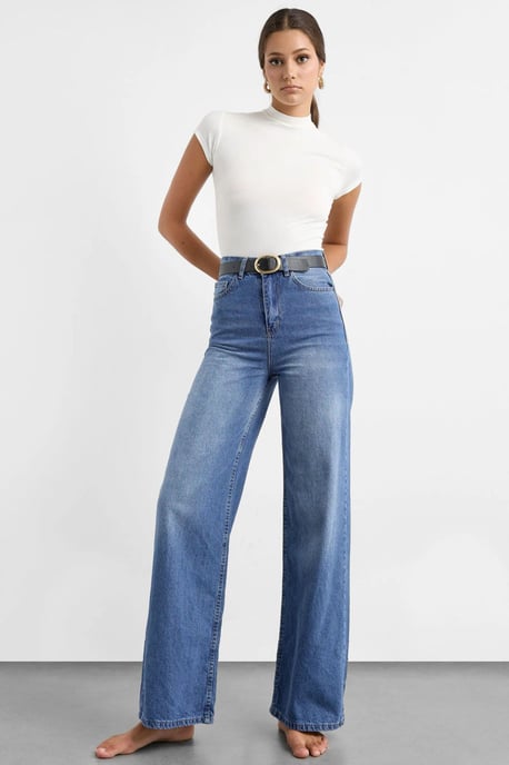 High-Waist Wide-Leg Jeans - Image 1