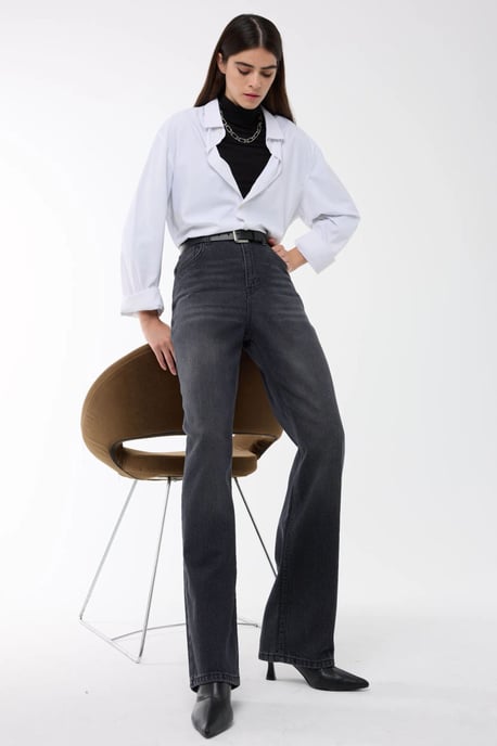 Washed Straight-Leg Jeans - Image 2