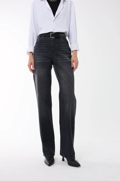 Washed Straight-Leg Jeans - Image 4