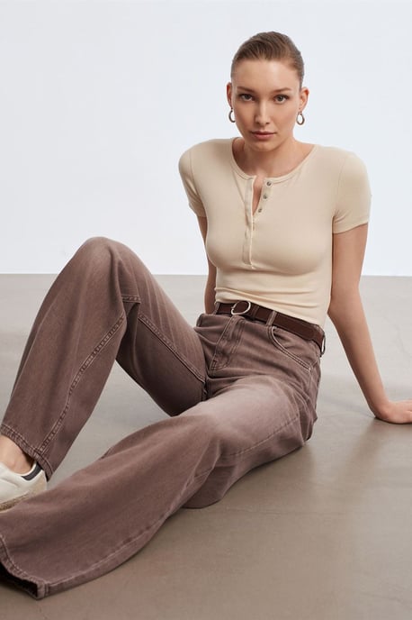 High-Waist Wide-Leg Cotton Denim Jeans - Image 4