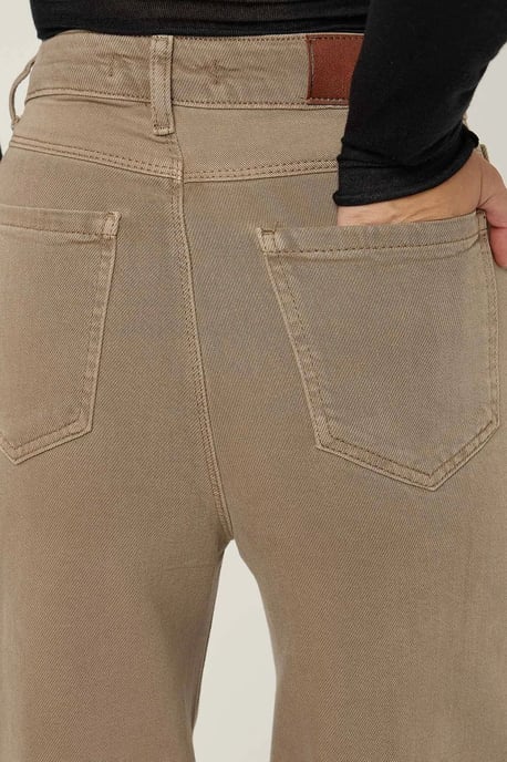 High Waist Wide Leg Jeans - Image 5