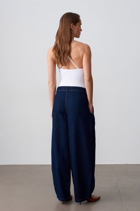 High-waist Wide-leg Denim Jeans - Image 2