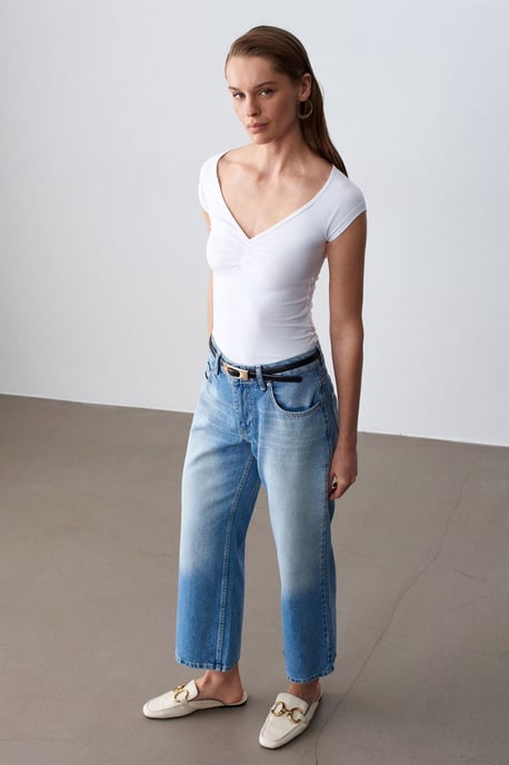 Lågmidjade vida caprijeans - Image 4
