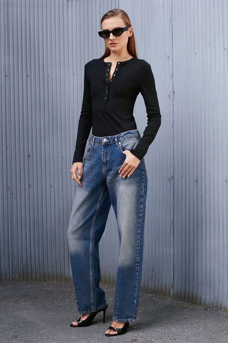 Högmidjade vida jeans i bomulldenim - Image 3
