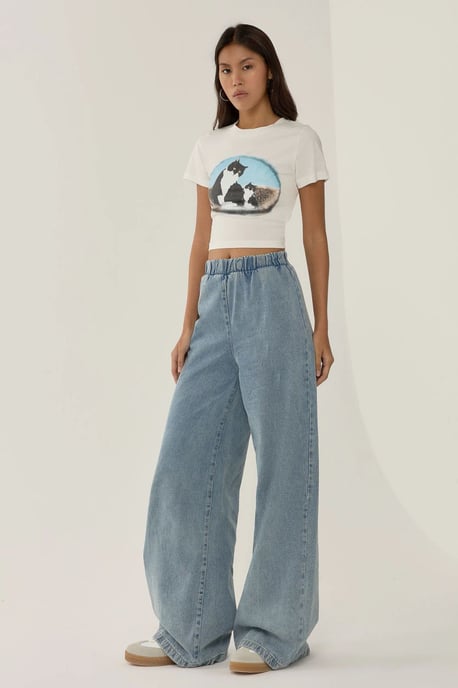 Elastic Waist Wide Leg Jeans - Image 2