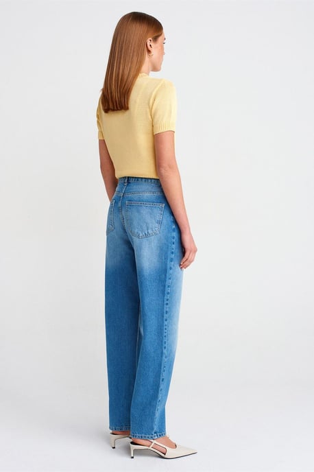 Kvinnors högmidjade vida jeans - Image 2