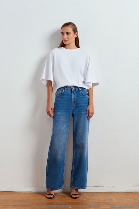 Högmidjade vida denimjeans - Image 3