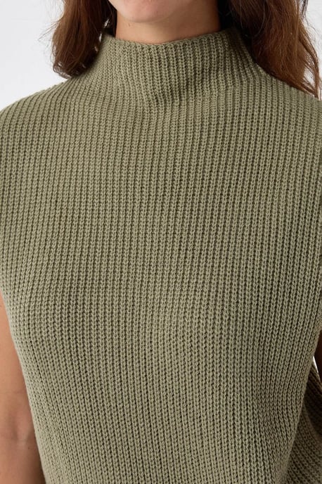 Half Turtleneck Knit Sweater - Image 5