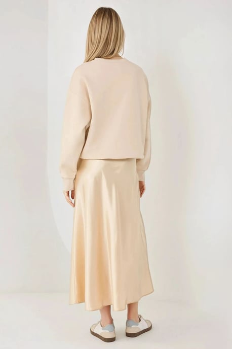 High-Waist Satin Midi Skirt - Image 5