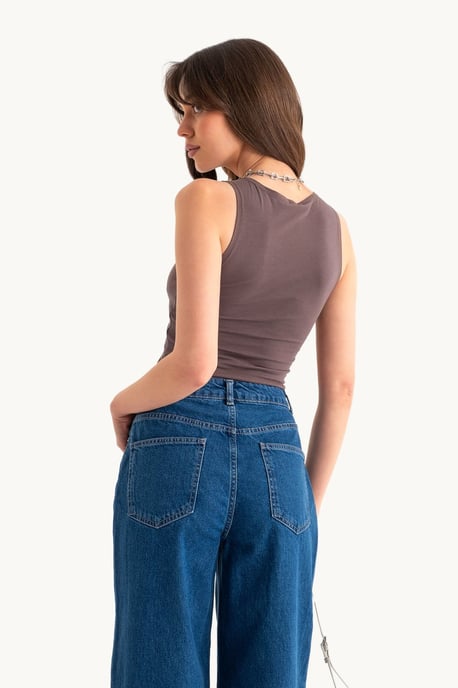 Rundhalssbasics T-shirt - Image 4