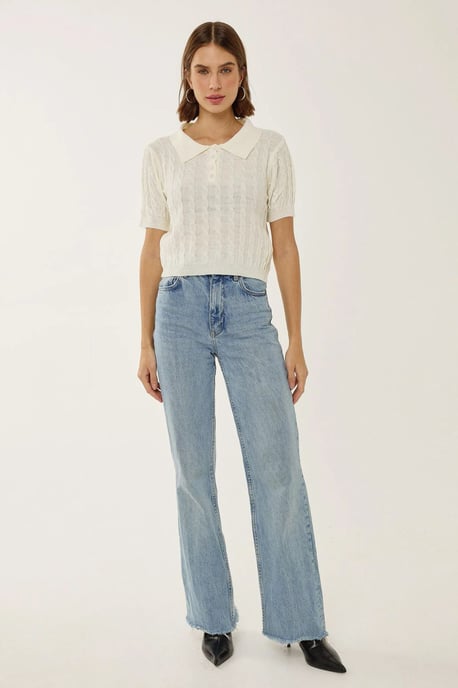 Shirt Collar Knit Top with Hair Braid Pattern - Image 2