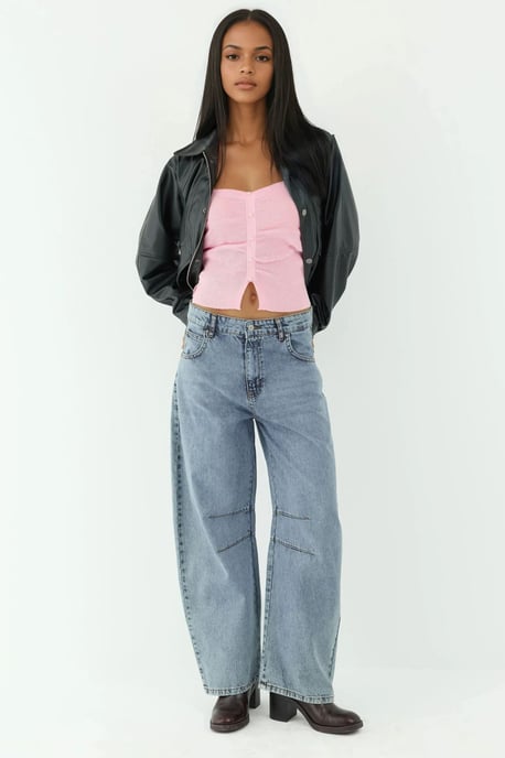 Slim Fit Off-Shoulder Stickad Top - Image 4