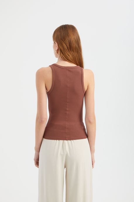 Solid rundhalsad basic topp - Image 5