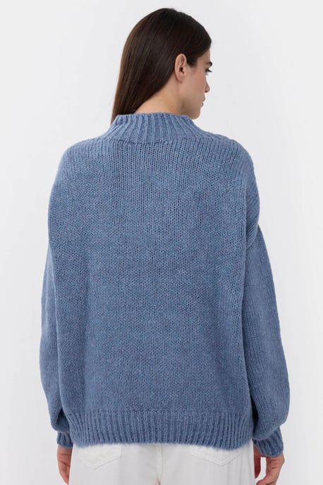 Oversized High-Neck Knitted Sweater - Image 3