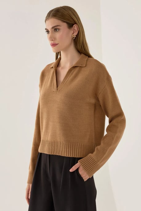 Polo Collar Knit Sweater - Image 3