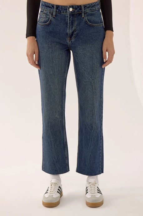 Low Waist Crop Denim Jeans - Image 2