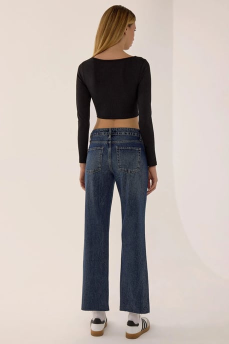Low Waist Crop Denim Jeans - Image 4