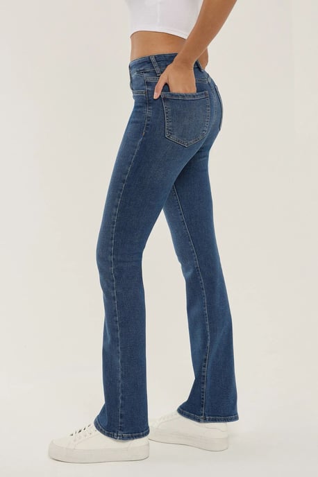 Normal Waist Flare Jeans - Image 3